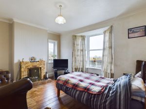 Living room- click for photo gallery